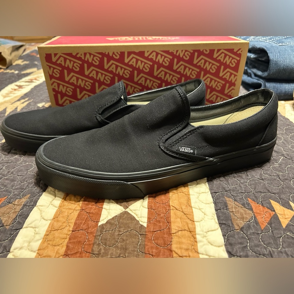 Men’s Black Vans